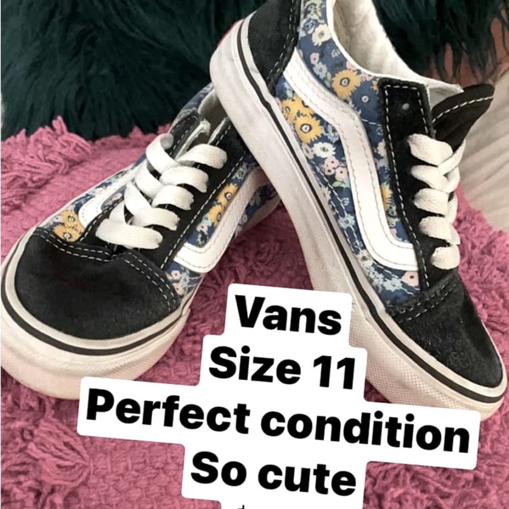 lil girls vans